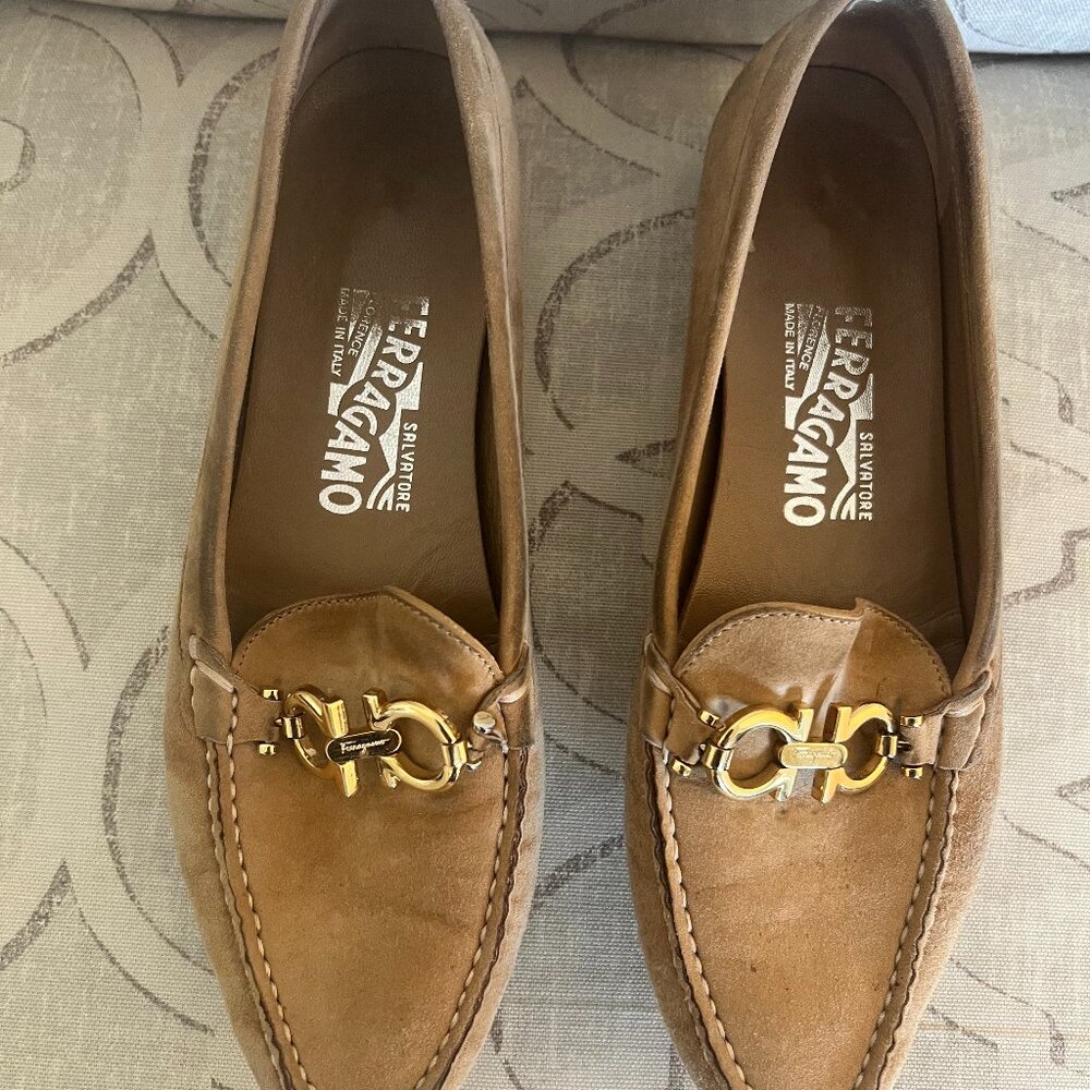 Salvatore Ferragamo loafers  detail driving shoes with original box.